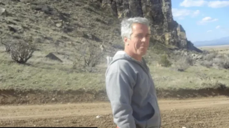 Dosjet e “Epstein”/Demokratët në SHBA: Po mbahen të fshehura miliona dokumente