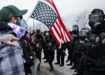 Çfarë mund të ndodhë nëse Trump aktivizon “Aktin e Kryengritjes” në Minesota