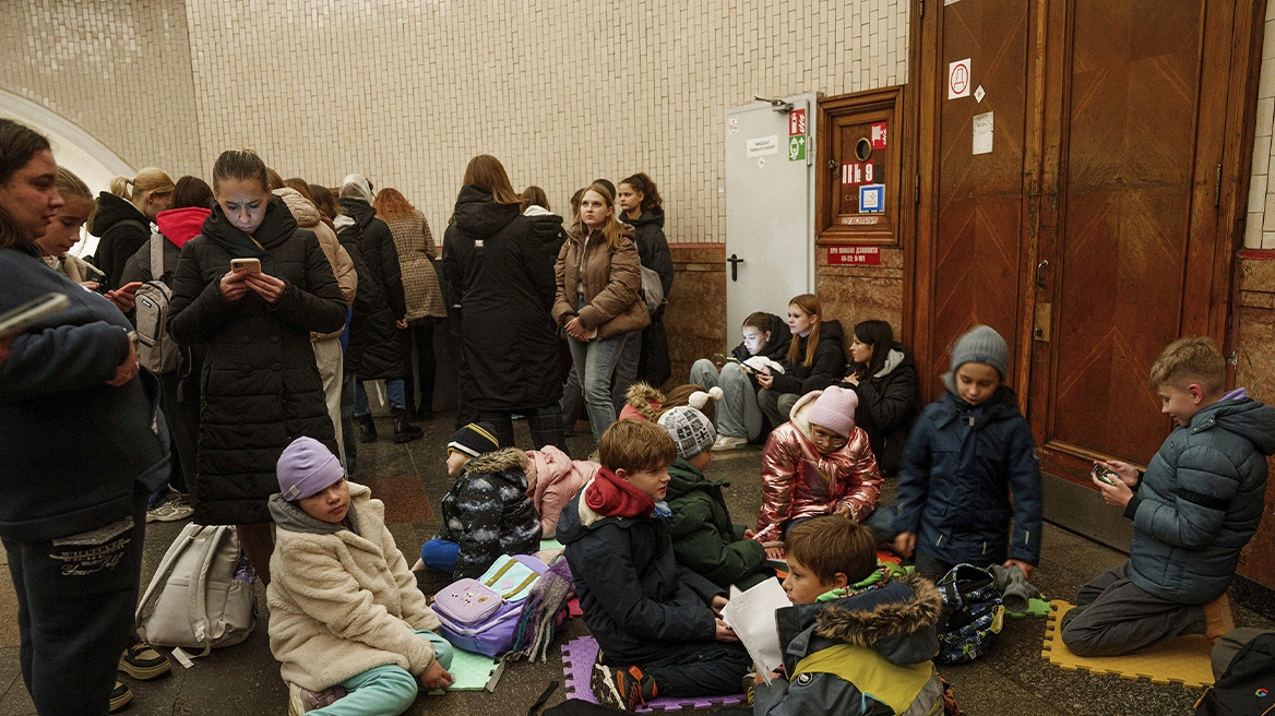 Polonia dhe BE dërgojnë mbi 800 gjeneratorë në Ukrainë