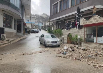 Dëmet nga përmbytjet, banesat dhe bizneset në Gjirokastër nisin regjistrimet