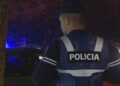 18-vjeçarja vetëplagoset me armë zjarri, arrestohen 2 persona