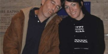 Dyshime të reja e portretizojnë Jeffrey Epstein si agjent të KGB-së dhe Mossad-it