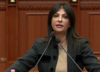 Topalli i përgjigjet Ballës:S’të kam takuar kurrë, kontrollove Bashën në çdo lëvizje