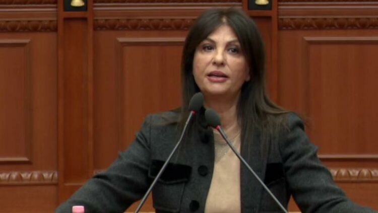 Topalli i përgjigjet Ballës:S’të kam takuar kurrë, kontrollove Bashën në çdo lëvizje