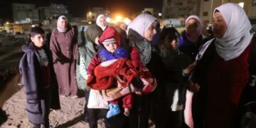 Izraeli vijon bombardimet në Rripin e Gazës, 18-të vrarë