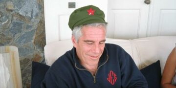 Rusia hedh poshtë akuzat për Epstein: S’kemi kohë për pretendime të pavërteta