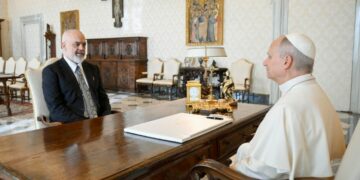 Vizita në Vatikan, Rama pritet nga Papa Leone XIV në Pallatin Apostolik