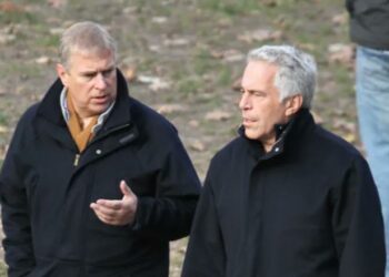 “Epstein”/ Princi Andrew ftoi financierin amerikan dhe një modele ruse për…