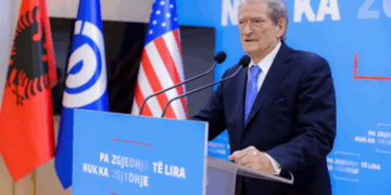 Kërkesat për rritje page, Berisha në mbështetje të gjyqtarëve: Rama ka përmbysur…