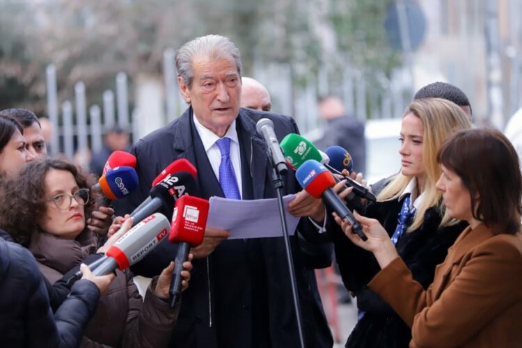 Berisha akuzon Dumanin: Ka firmosur 16 kërkesa për të më hetuarmbesat e mia…