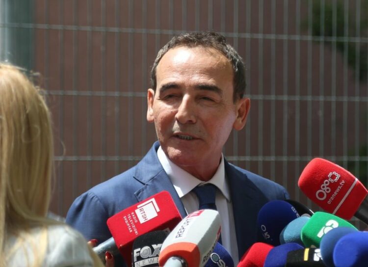 Engjëll Agaçi largohet nga detyra si Sekretar i Këshillit të Ministrave