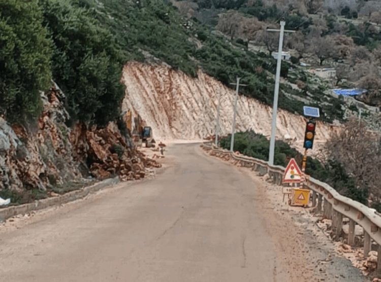 Bllokimi i rrugës në dalje të tunelit të Llogarasë, ARRSH: U krye shpërthim i…