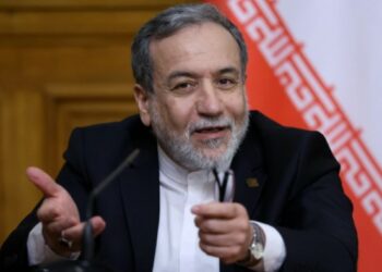 Irani paralajmëron SHBA: Nëse sulmohemi, do të godasim bazat amerikane në rajon