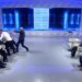 VIDEO/ Përplasje fizike live në Opinion, Buzhala tenton të godasë Albatros Rexhajn