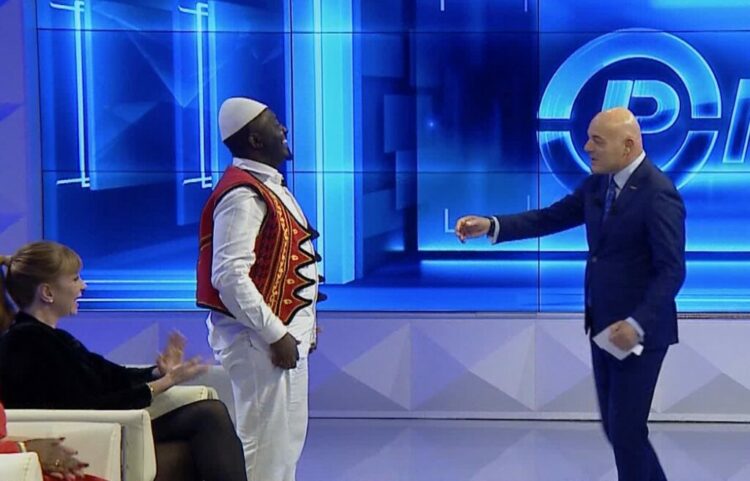 “Kameruni e njeh Shqipërinë nga Lorik Cana”, afrikani: Jam dibran dem baba dem