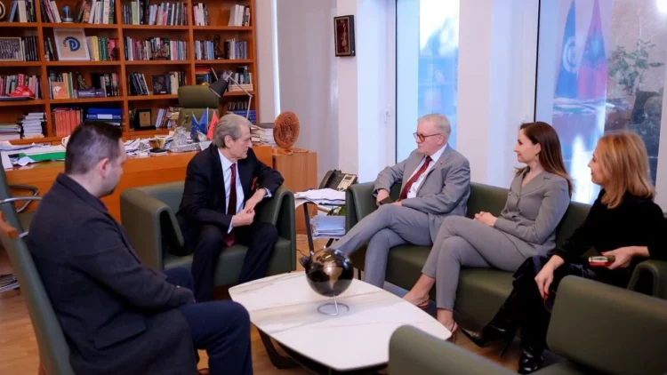 Berisha pret eurodeputetin Gahler, i ankohet për Ramën: Po dëmton integrimin