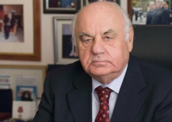 Probleme në frymëmarrje, ish-presidenti Alfred Moisiu shtrohet me urgjencë në QSUT