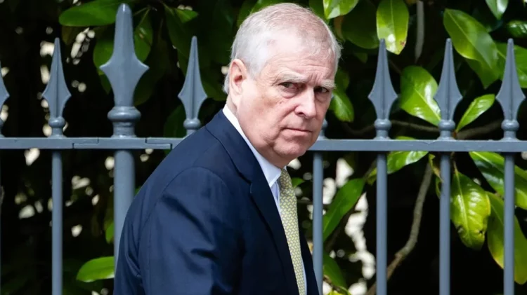 Kush është Princ Andrew? Nga pilot te lidhjet me Epstein
