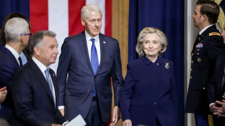 Çifti Clinton pranon të dëshmojnë në hetimin e Kongresit për Jeffrey Epstein