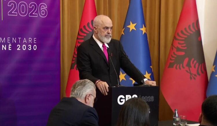 Presion gjyqësorit? Rama: Mua më ktheheni me deklarata nervoze, ndërsa Berishës…