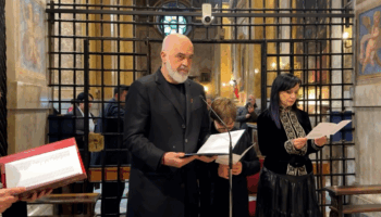 Vatikan/ Lutja e Ramës në bazilikën e Zojës së Këshillit të Mirë: Mbroje Shqipërinë
