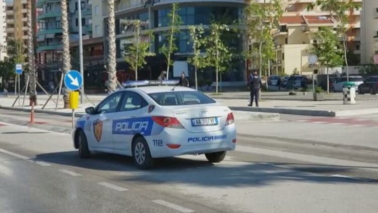 Aksident në Vlorë, 6 makina përplasen në qendër të qytetit