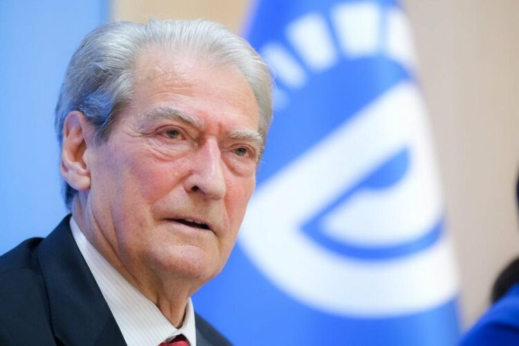 Berisha për heqjen e sanksioneve të BE ndaj Kosovës: Vendim i drejtë