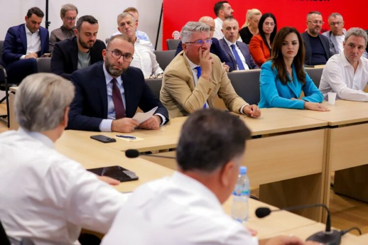 PD: E paprecedentë, Peleshi përjashtoi opozitën nga delegacioni në Bundestag