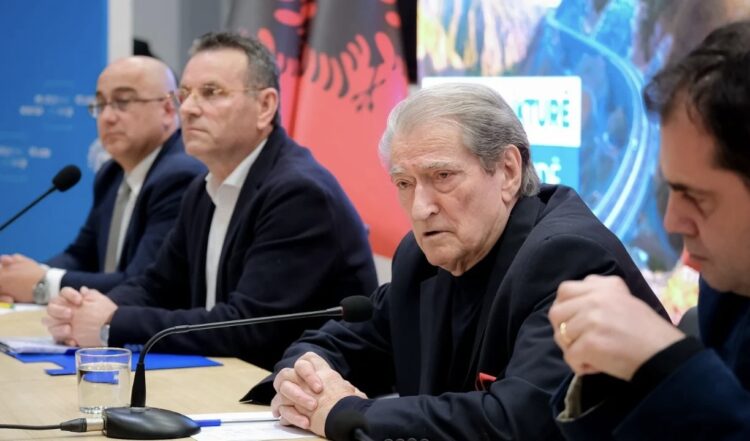 “Rama i mbylli dyert drejtësisë”, Berisha: Mbrojti Ballukun për të shpëtuar veten