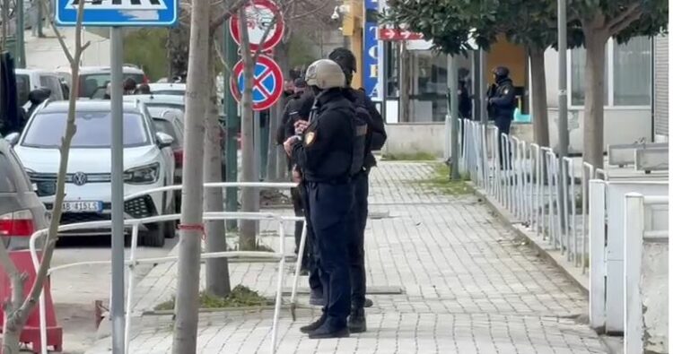 Me urdhër të SPAK/ RENEA e FNSH aksion në Vlorë, kontrolle në zonën e Ujit të Ftohtë