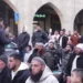 Izraeli mbyll xhaminë Al Aksa, besimtarët luten në rrugë