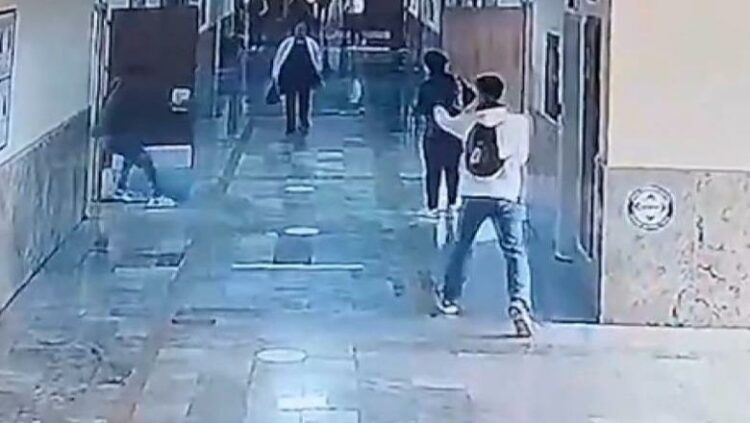 Sulm me armë në një shkollë në Turqi, 16 të plagosur! Autori 19-vjeçar vret veten