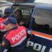 Arrestohet 52-vjeçari në Fier/ Qëlloi me kallashnikov në ajër dhe kërcënoi një grua