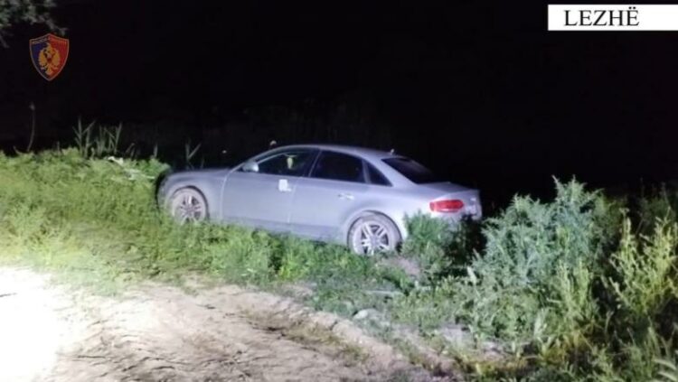 Vrasja në Lezhë/Gjendet makina e dytë e autorëve,brenda kishte dokumentet e autorëve