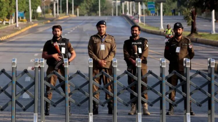 Kontroll i shtuar sigurie, Pakistani bëhet gati për bisedimet SHBA-Iran në Islamabad