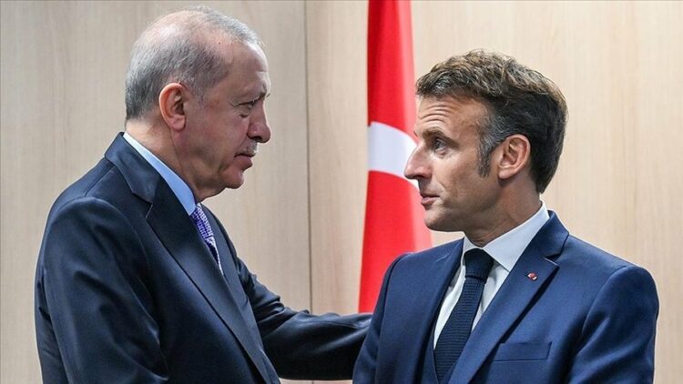 Macron-Erdogan: Thirrje që të gjitha palët të respektojnë armëpushimin