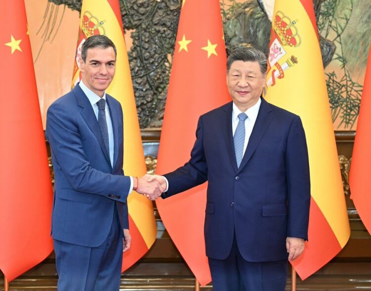 Pedro Sanchez: Kina mund të ndihmojë në përfundimin e luftës në Iran