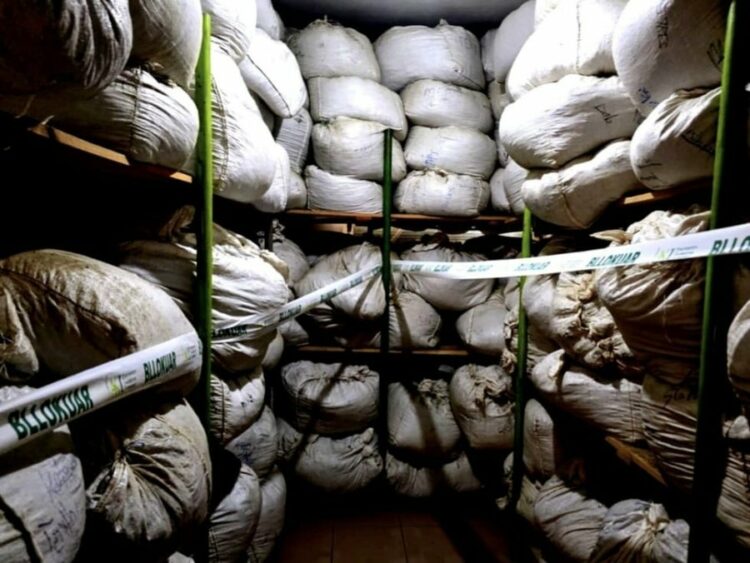AKU bllokon 4 ton produkte bimore në Tiranë, vendos edhe gjoba