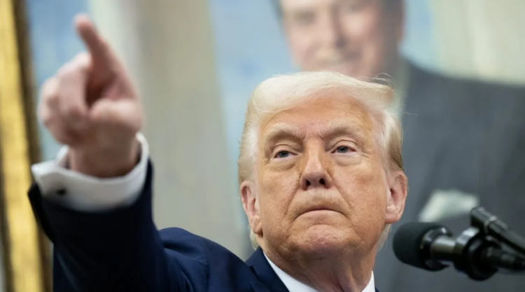 Trump kërcënon Iranin: Bastardë të çmendur, hapeni ngushticën e mallkuar