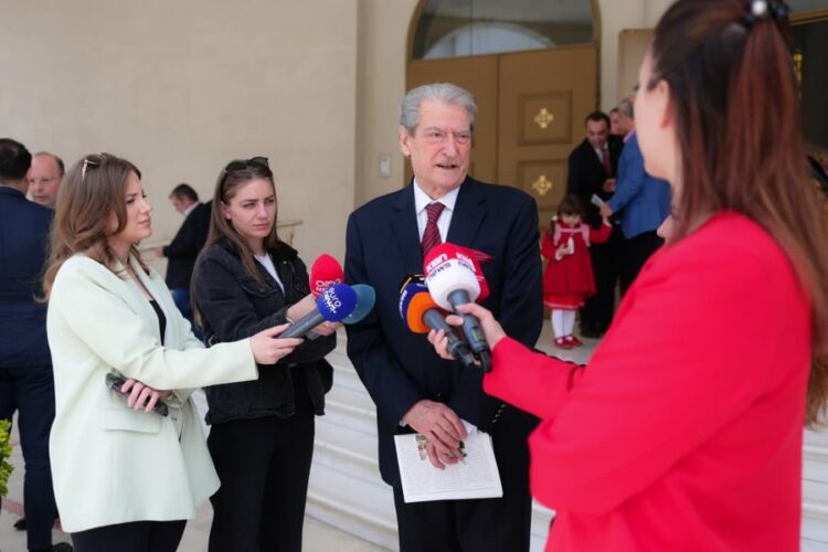 Berisha: Uroj që Pashkën tjetër ta festojmë pa Ramën