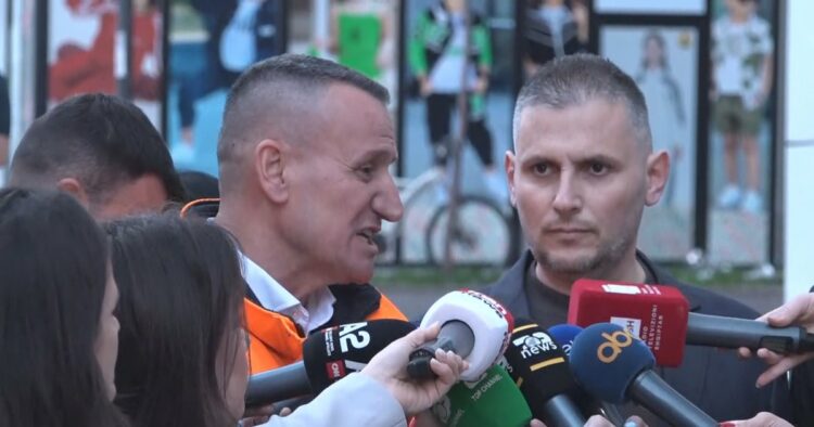 Cara:Flakët kanë përfshirë nga kati i pari tek i fundit të gjithë seksion verilindor