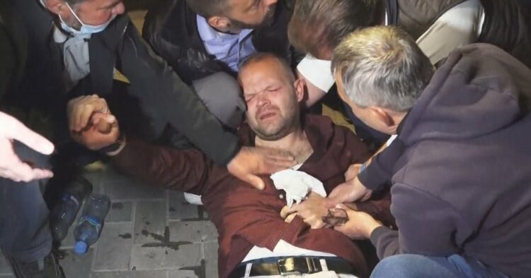 Protesta e PD, lëndohet Aulon Kalaja