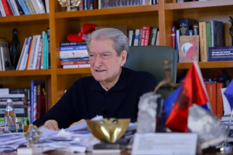 “Uragani i djeshëm i kalli datën Ramës”, Berisha: Dënoj dhunën e Policisë