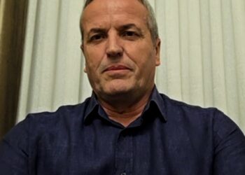 Zjarri përfshiu pallatin, kreu i Zjarrfikëses: Shtresa e jashtme shpërndau flakët