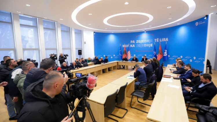 PD paraqet propozimin e për uljen e çmimit të naftës