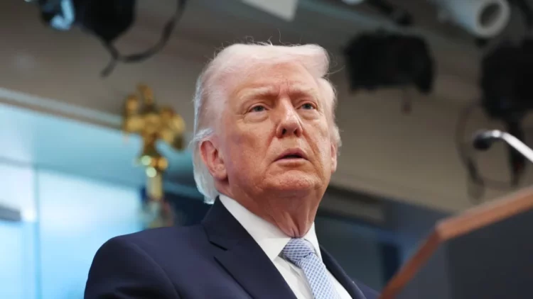 “Kemi shkatërruar ushtrinë e Iranit”, Trump: Hormuzit pritet të rihapet së shpejti
