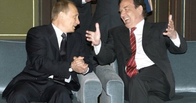 “Nuk është koha për të folur me Putin”, BE kundër emrit të Schroder si negociator