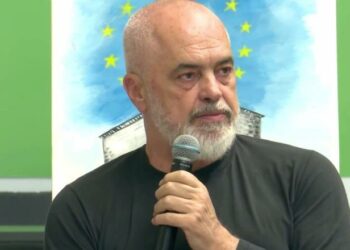 Inovacioni/ Rama takim me të rinj në Gjirokastër: Rrisim financimin për startup-et