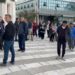 Tregtarët e Vlorës protestojnë para Bashkisë, kërkohet lirimi i hapësirave ku…