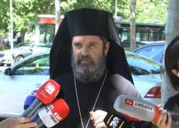 Kryepeshkopi Joan uron Kurban Bajramin: Jemi bashkë në gëzime e në vështirësi